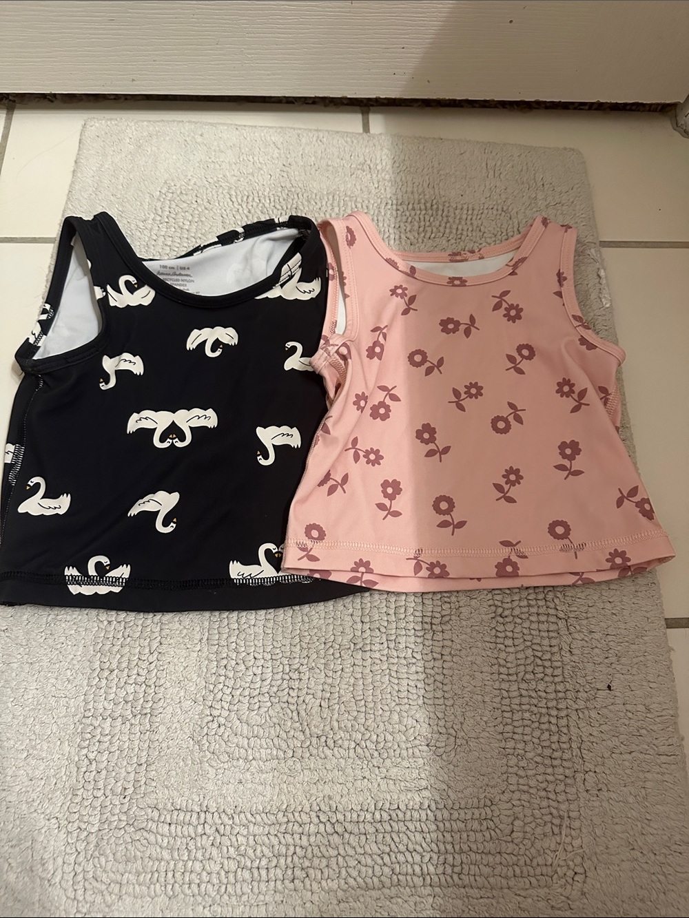 Hanna Andersson Set of 2 Nylon Cropped Tank Tops